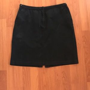 Black skirt